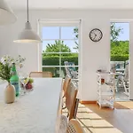 Siegfried - 100m From The Sea By Interhome Feriehus