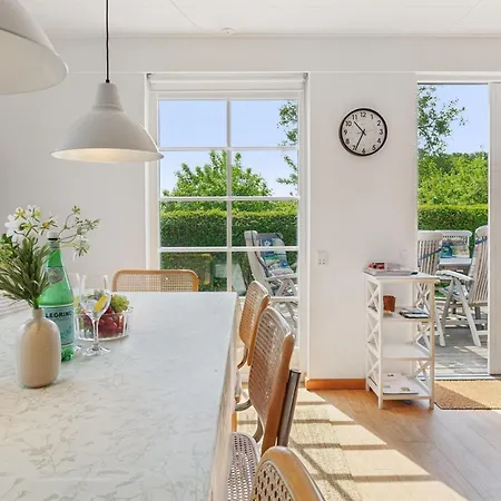 Siegfried - 100m From The Sea By Interhome Dom wakacyjny
